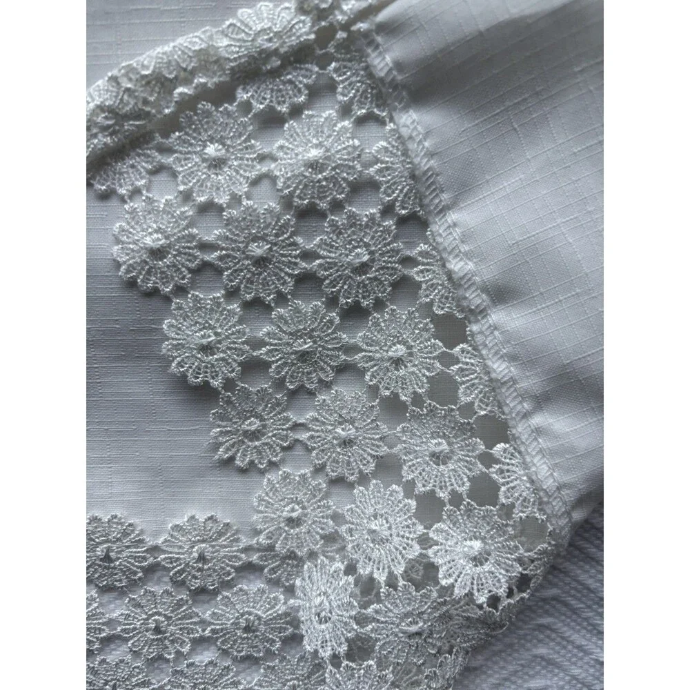 Pair of White Valances with Daisy Floral Trim 58x13 Cottage Farmhouse EUC